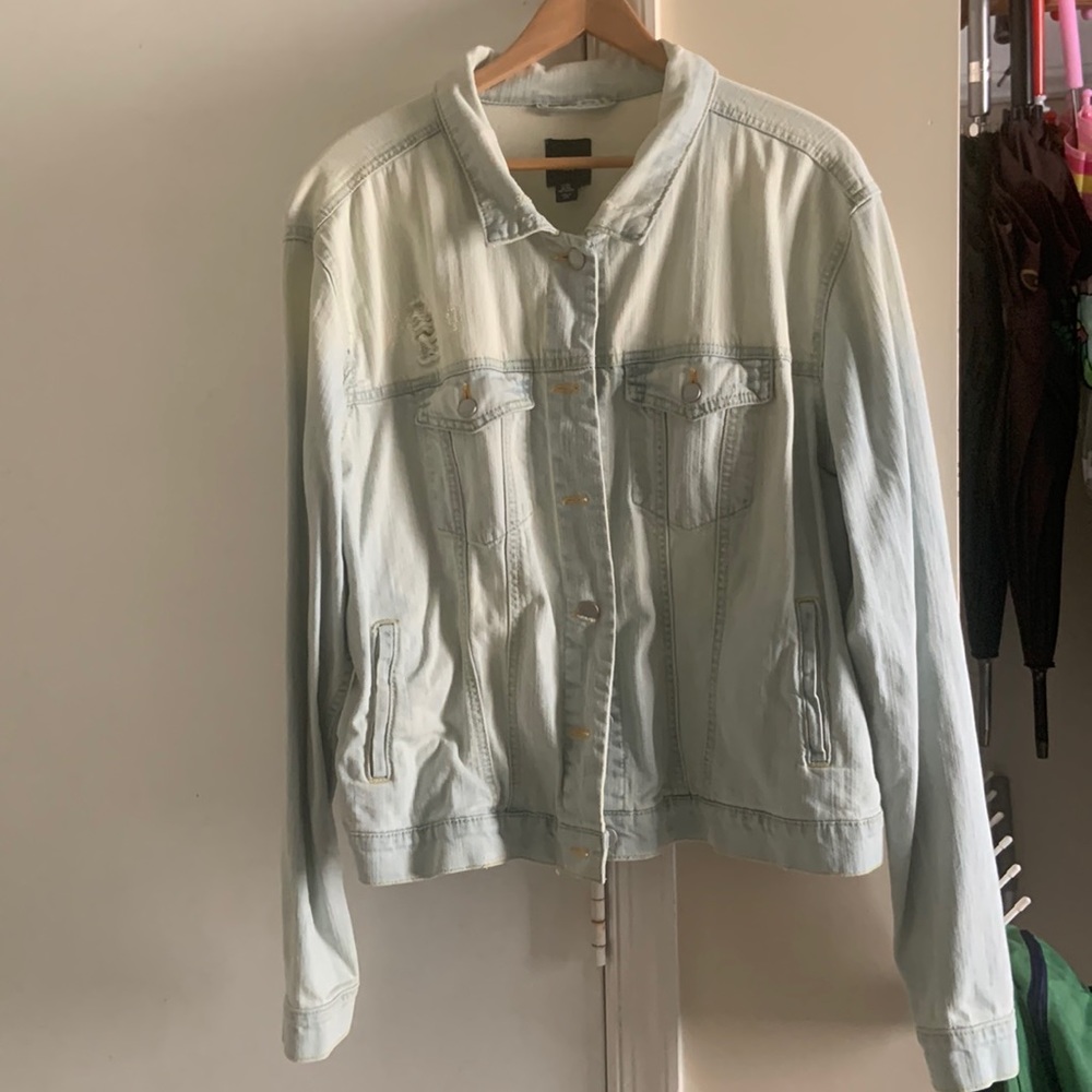 Light wash denim jacket